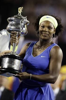 Serena Williams (USA) mit der Trophäe für ihren Sieg bei den Australian Open 2009 Tennis Damen Australian Open 2009, Grand Slam, WTA Tour, Finale Einzelbild Melbourne