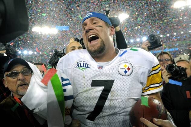 NFL, Ben Roethlisberger gibt endgültig sein Karriereende bekannt, Archivbilder Ben Roethlisberger (Pittsburgh Steelers) während der Siegesfeier zum Gewinn des Superbowl 2008 2009 -  (SBP20090201324) American Football Herren NFL 2008 2009, 43. Superbowl, Super Bowl, XLIII Finale, Vdig Gruppe Tampa Freude,