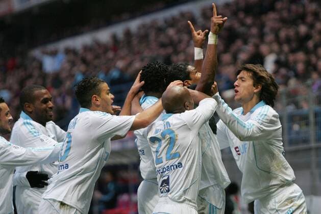 Torjubel Marseille, vorn v.re.: Renato Civelli, Brandao, Sylvain Wiltord und Hatem Ben Arfa-  Fußball Herren Ligue 1 2008 2009, 1. Französische Liga, Olympique de Marseille, OM Gruppe Caen Freude,
