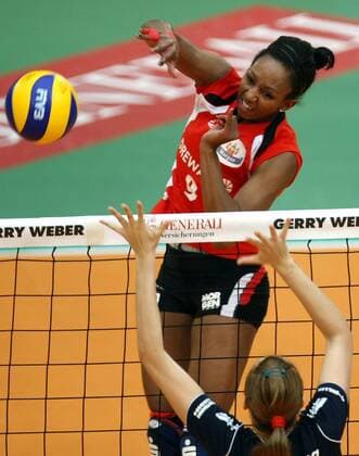 Tesha Harry (Dresden) Volleyball Damen DVV Pokal 2008 2009, Pokalspiel, Pokalfinale, Finale, Dresdner SC - Rote Raben Vilsbiburg, DSC Gruppe Halle Westfalen Dynamik,