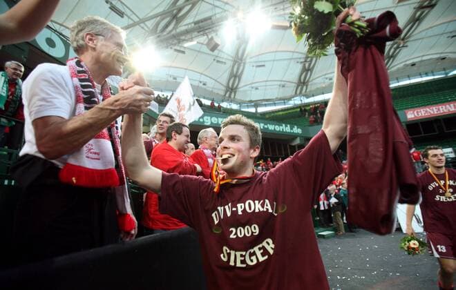Patrick Steuerwald (Haching) - DVV Pokalsieger 2009 Volleyball Herren DVV Pokal 2008 2009, Pokalspiel, Pokalfinale, Finale, Unterhaching, Generali Haching Gruppe Halle Westfalen Freude,