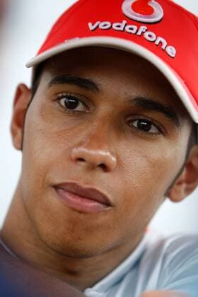 Lewis Hamilton (England McLaren Mercedes) Motorsport Grand Prix Herren Großer Preis von Malaysia 2009, Formel 1 Weltmeisterschaft, F1, F, GP, WM, Porträt Kuala Lumpur Sepang