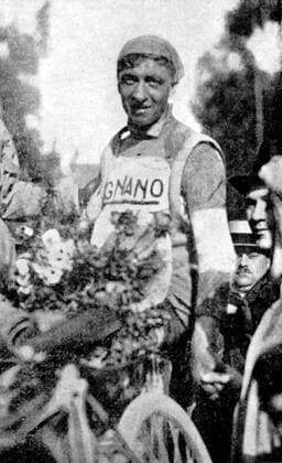 Giovanni Brunero (Italien) - Gesamtsieger des Giro d Italia 1922 -  Radsport Herren Giro d Italia 1922, dItalia, Straßenradsport, Straße, Rad, Repro, Geschichte, Historie Einzelbild 10. Etappe Turin – Mailand
