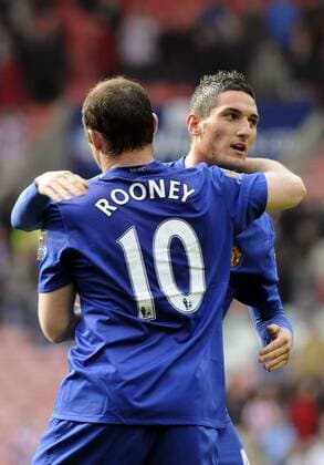 Federico Macheda (re.) und Wayne Rooney (beide Manchester United) - Torjubel - EDITORIAL USE ONLY. No use with unauthorised audio, video, data, fixture lists, club league logos or live services. Online in-match use limited to 120 images, no video emulation. No use in betting, games or single club league player publications. Fußball Herren English Premier League 2008 2009, 1. Englische Liga, ManU Gruppe Sunderland Freude,