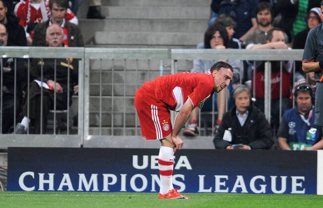 Franck Ribery (Bayern) enttäuscht Fußball EC 1 Herren Champions League 2008 2009, FC Bayern München Einzelbild München Enttäuschung,