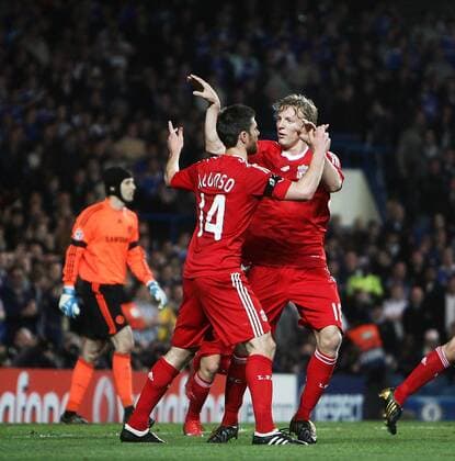 Dirk Kuyt (re.) und Xabi Alonso (beide Liverpool) - Torjubel - EDITORIAL USE ONLY. No use with unauthorised audio, video, data, fixture lists, club league logos or live services. Online in-match use limited to 120 images, no video emulation. No use in betting, games or single club league player publications. Fußball EC 1 Herren Champions League 2008 2009, FC Gruppe London