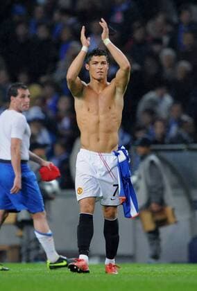 Cristiano Ronaldo (Manchester United) dankt den Anhängern - Fußball EC 1 Herren Champions League 2008 2009, ManU Einzelbild Porto