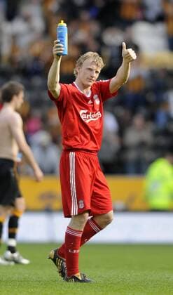 Dirk Kuyt (Liverpool) - Schlussjubel - EDITORIAL USE ONLY. No use with unauthorised audio, video, data, fixture lists, club league logos or live services. Online in-match use limited to 120 images, no video emulation. No use in betting, games or single club league player publications. Fußball Herren English Premier League 2008 2009, 1. Englische Liga, FC Einzelbild Kingston upon Hull Freude,