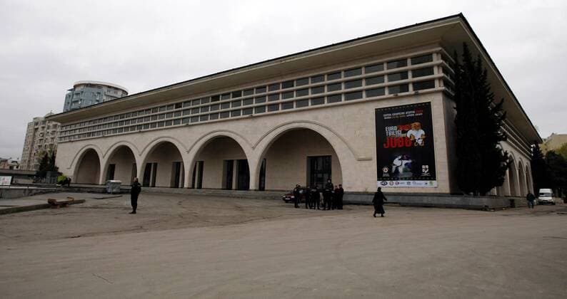 Außenansicht des Tbilisi Sport Palace - Austragungsort der Judo EM 2009 -  Judo EM Herren EM 2009 Totale Tbilisi Sport Palace Tiflis
