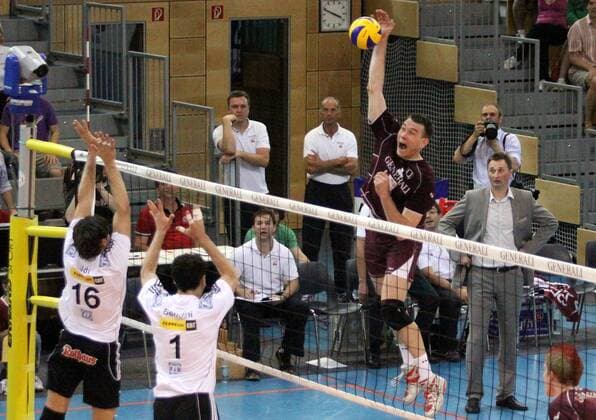 Marco Liefke (Haching, re.) im Duell Volleyball 1. BL Herren Saison 2008 2009, Playoffs, Playoff, Play Offs, Off, Finale, Gruppe Unterhaching Dynamik,