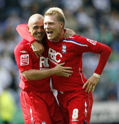 Stephen Carr (li.) und Gary O Connor (beide Birmingham City) feiern den Aufstieg 2009 - EDITORIAL USE ONLY. No use with unauthorised audio, video, data, fixture lists, club league logos or live services. Online in-match use limited to 120 images, no video emulation. No use in betting, games or single club league player publications. Fußball Herren Football League Championship 2008 2009, 2. Englische Liga, Birmingham City Gruppe Reading Freude,