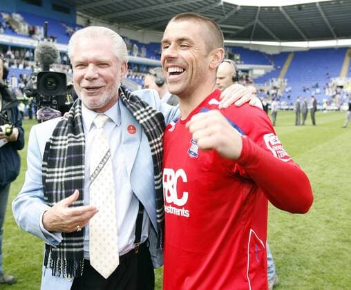 Präsident David Gold und Kevin Phillips (beide Birmingham City) feiern den Aufstieg 2009 - EDITORIAL USE ONLY. No use with unauthorised audio, video, data, fixture lists, club league logos or live services. Online in-match use limited to 120 images, no video emulation. No use in betting, games or single club league player publications. Fußball Herren Football League Championship 2008 2009, 2. Englische Liga, Birmingham City Gruppe Reading Freude,