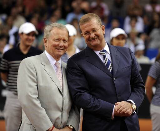 Aufsichtsratsmitglied Dr. Wolfgang Porsche (li.) und Vorstandsvorsitzender Wendelin Wiedeking (beide Deutschland Porsche AG) Tennis Damen Porsche Grand Prix 2009, WTA Tour, Finale Gruppe Stuttgart