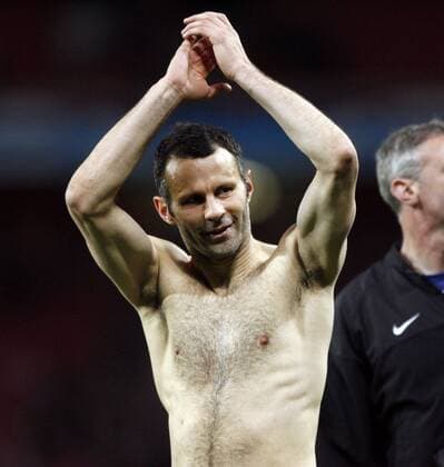 Ryan Giggs (Manchester United) - Schlußjubel - EDITORIAL USE ONLY. No use with unauthorised audio, video, data, fixture lists, club league logos or live services. Online in-match use limited to 120 images, no video emulation. No use in betting, games or single club league player publications. Fußball EC 1 Herren Champions League 2008 2009, ManU FC Einzelbild London Freude,