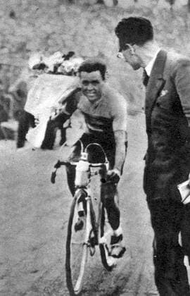 Antonio Pesenti (Italien) - Gesamtsieger des Giro d Italia 1932 -  Radsport Herren Giro d Italia 1932, dItalia, Straßenradsport, Straße, Rad, Repro, Historie, Geschichte Gruppe 13. Etappe: Turin - Mailand