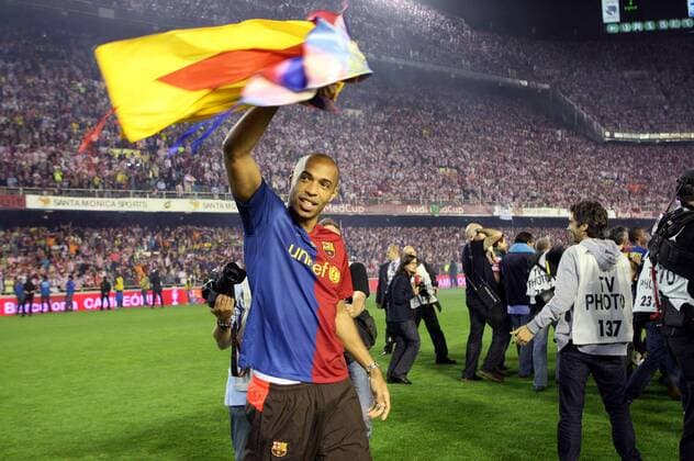 Thierry Henry (FC Barcelona) bejubelt die spanische Meisterschaft 2009 -  (6H7W6581) Fußball Herren Primera Division 2008 2009, 1. Spanische Liga, FC Barcelona, Barca Einzelbild Barcelona