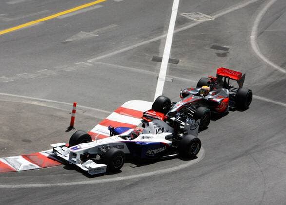 Robert Kubica (Polen BMW Sauber) vor Lewis Hamilton (England McLaren Mercedes) Motorsport Grand Prix Herren Großer Preis von Monaco 2009, Formel 1 Weltmeisterschaft, F1, F, GP, WM Gruppe Monte Carlo
