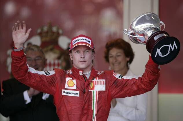 Kimi Räikkönen (Finnland Ferrari) ist Dritter beim Großen Preis von Monaco 2009 Motorsport Grand Prix Herren Großer Preis von Monaco 2009, Formel 1 Weltmeisterschaft, F1, F, GP, WM Einzelbild Monte Carlo Freude,