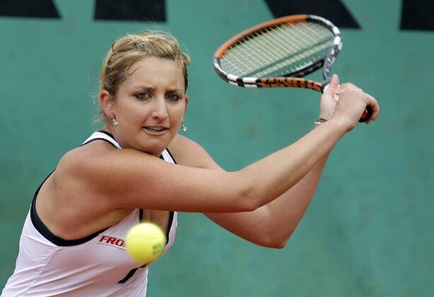 Timea Bacsinszky (Schweiz) Tennis Damen French Open 2009, Grand Slam, WTA Tour Einzelbild Roland Garros Paris Dynamik,
