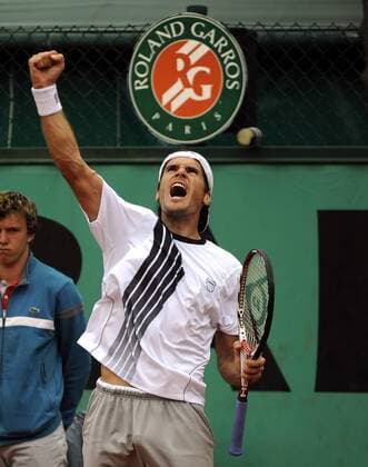 Thomas Haas (Deutschland) jubelt bei den French Open in Roland Garros Tennis Herren French Open 2009, Grand Slam, ATP Tour Einzelbild Roland Garros Paris Freude, Begeisterung,