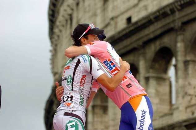 Denis Menchov (Russland Rabobank, re.) gewinnt den Giro d Italia 2009 vor Danilo di Luca (Italien LPR) -  Radsport Herren Giro d Italia 2009, dItalia, Straßenradsport, Straße, Rad Gruppe 21. Etappe: Rom Freude,