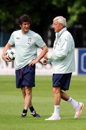 Co Trainer Ciro Ferrara (li.) und Nationaltrainer Marcello Lippi (beide Italien) -  Fußball Herren Nationalteam 2009, Training Gruppe Florenz