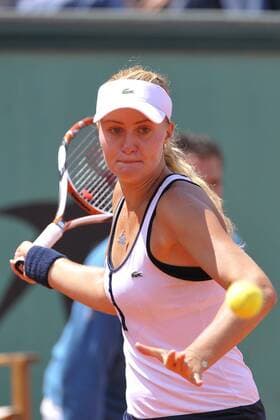 Kristina Mladenovic (Frankreich) -  Tennis Damen French Open 2009, Grand Slam, WTA Tour, Junioren, Jugend, Nachwuchs, Vdig Einzelbild Roland Garros Paris
