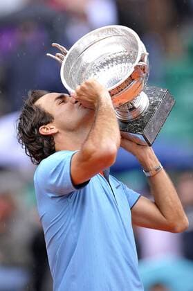 Roger Federer (Schweiz) gewinnt die French Open 2009 -  Tennis Herren French Open 2009, Grand Slam, ATP Tour, Finale Einzelbild Roland Garros Paris Glück, Begeisterung, Freude,