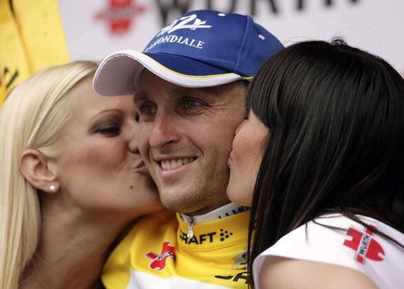 Tadej Valjavec (Slowenien Ag2r), Gesamtführender der Tour de Suisse nach der 6. Etappe Radsport Herren Tour de Suisse 2009, ProTour, Straßenradsport, Straße, Rad Gruppe 6. Etappe: Oberriet - Bad Zurzach Freude,