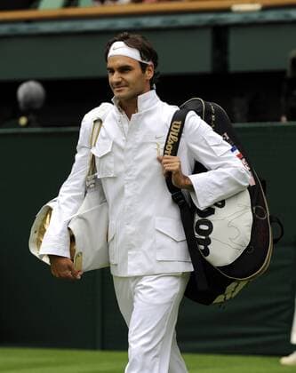 Roger Federer (Schweiz) - Einmarsch im weißen Nike Dress Tennis Herren All England Championships 2009, ATP Tour, Grand Slam, Einzelbild Wimbledon o0 Weste London