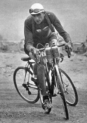 Antonin Magne (Frankreich) im Anstieg zum Col d Aubisque -  Radsport Herren Tour de France 1931, Straßenradsport, Straße, Rad, Historie, Radsportgeschichte Einzelbild Aufnahmedatum geschätzt,