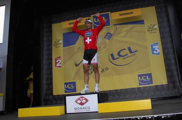 Fabian Cancellara (Schweiz Saxo Bank) gewinnt den Prolog bei der Tour de France 2009 -  Radsport Herren Tour de France 2009, Prolog, Zeitfahren, Einzelzeitfahren, Straßenradsport, Straße, Rad Einzelbild o0 1. Etappe Monaco Freude,