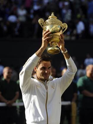 Roger Federer (Schweiz) gewinnt Wimbledon 2009 Tennis Herren All England Championships 2009, Grand Slam, ATP Tour, Finale Einzelbild Wimbledon London Begeisterung, Freude,
