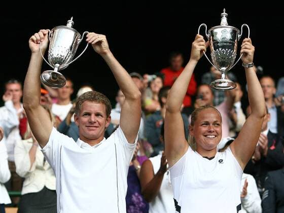 Anna Lena Grönefeld (Deutschland) und Mark Knowles (Bahamas) gewinnen das gemischte Wimbledon Doppel 2009 Tennis All England Championships 2009, Grand Slam Gruppe Wimbledon London Begeisterung, Freude,