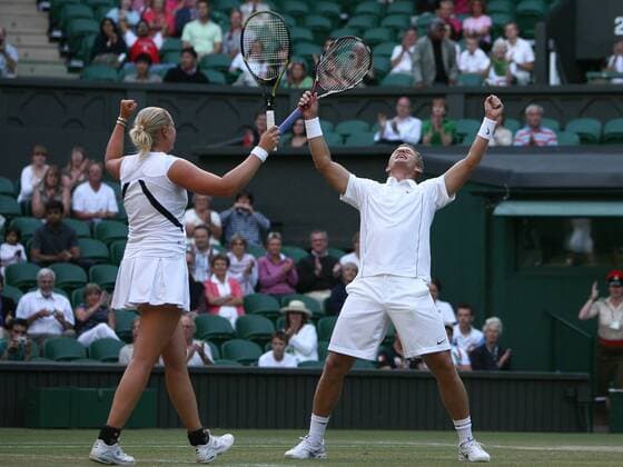 Anna Lena Grönefeld (Deutschland) und Mark Knowles (Bahamas) gewinnen das gemischte Wimbledon Doppel 2009 Tennis All England Championships 2009, Grand Slam Gruppe Wimbledon London Begeisterung, Freude,