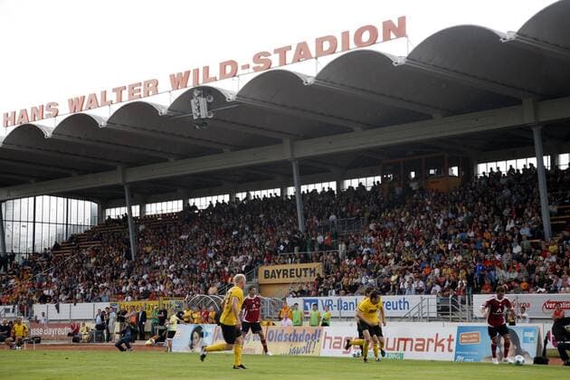 Fußball, Stadiongeschichte SpVgg Bayreuth Stadiongeschichte Hans Walter Wild Stadion - Heimspielstätte der SpVgg Bayreuth Fußball Herren Saison 2009 2010, Test, Testspiel, SpVgg Bayreuth Totale Hans Walter Wild Stadion Bayreuth