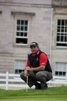 Angel Cabrera (Argentinien) - EDITORIAL USE ONLY. No use with unauthorised audio, video, data, fixture lists, club league logos or live services. Online in-match use limited to 120 images, no video emulation. No use in betting, games or single club league player publications. Golf Herren The Barclays Scottish Open 2009, PGA European Tour Einzelbild Loch Lomond