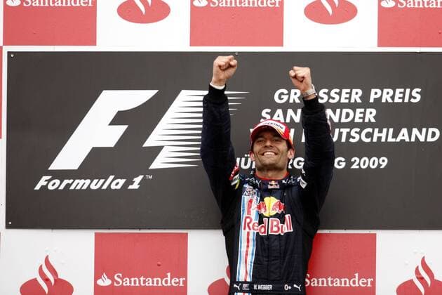 Mark Webber (Australien Red Bull) gewinnt den GP von Deutschland 2009 Motorsport Grand Prix Herren Großer Preis von Deutschland 2009, Formel 1 Weltmeisterschaft, F1, F, GP, WM Einzelbild Nürburgring Nürburg Freude,