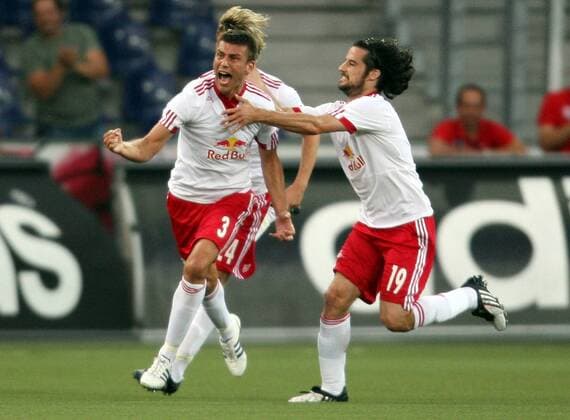 SALZBURG, Champions League Qualifikation, Red Bull Salzburg Milan Dudic und Simon Cziommer (Salzburg).  o0 FC RedBull, RB, Jubel