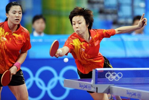 BEIJING,Wang Nan (L) and Zhang Yining of China compete in Beijing, Aug. 15, 2008. 