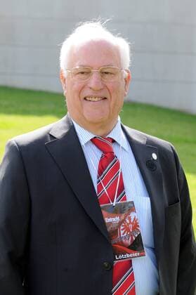 Vizepräsident Klaus Lötzbeier (Frankfurt) Fußball 1. BL Herren Saison 2009 2010, Eintracht Frankfurt, Fanfest, Eröffnung, Saisoneröffnung, Saisoneröffnungsfeier Porträt Frankfurt M.