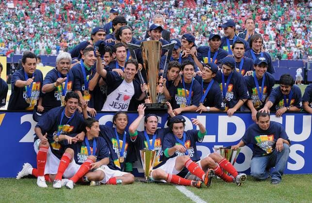 Mexiko gewinnt den CONCACAF Gold Cup 2009 - Fußball Länderspiel Herren CONCACAF Gold Cup 2009, GoldCup, Finale, Nationalteam, Totale New York, NY, N Y Freude,