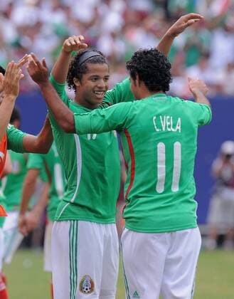 Giovani Dos Santos (li.) und Carlos Vela (beide Mexiko) - Torjubel - Fußball Länderspiel Herren CONCACAF Gold Cup 2009, GoldCup, Finale, Nationalteam, Nationaltrikot, Gruppe New York, NY, N Y Freude,