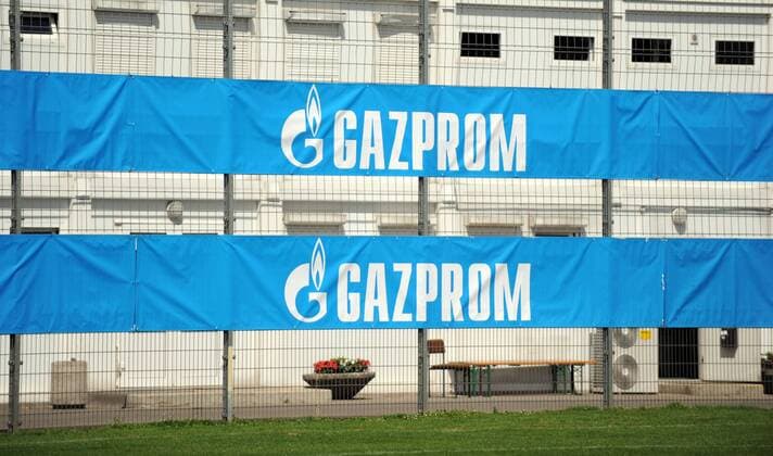 Gazprom Werbebande am Zaun von Union Berlin Fußball 2. BL Herren Saison 2009 2010, 1. FC Union Berlin, Training Totale Berlin