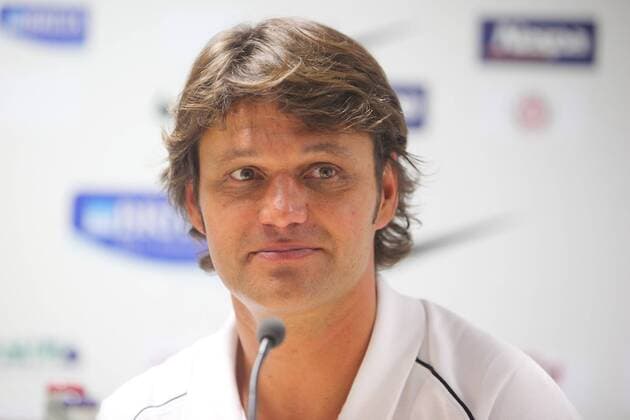 Fußball, Trainerhistorie, Wuppertaler SV Trainer Uwe Fuchs (Wuppertal) - Pressekonferenz Fußball Herren 3. Liga 2009 2010, Wuppertaler SV Borussia, WSV Porträt Wiesbaden