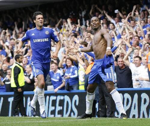 Chelsea s Didier Drogba (R) celebrates with Michael Ballack EDITORIAL USE ONLY. No use with unauthorised audio, video, data, fixture lists, club league logos or live services. Online in-match use limited to 120 images, no video emulation. No use in betting, games or single club league player publications. o0 FC nackt o0 Jubel Freude