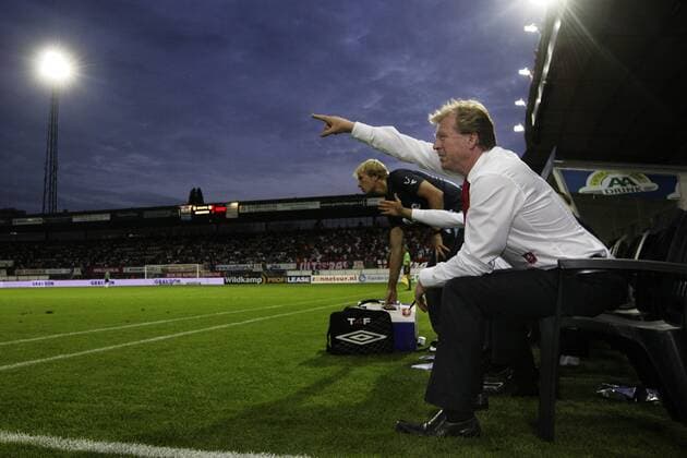 Trainer Steve McClaren (Enschede) gibt Anweisungen -  Fußball Herren Eredivisie 2009 2010, Ehrendivision, 1. Niederländische Liga, FC Twente Enschede Einzelbild Rotterdam