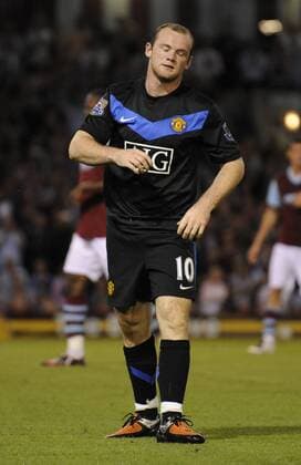 Wayne Rooney of Manchester United EDITORIAL USE ONLY. No use with unauthorised audio, video, data, fixture lists, club league logos or live services. Online in-match use limited to 120 images, no video emulation. No use in betting, games or single club league player publications. o0 ManU, Burnley