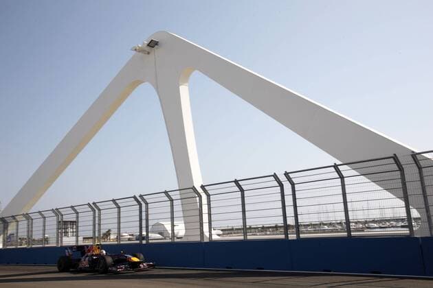 Sebastian Vettel (Deutschland Red Bull) mit seinem Boliden auf dem Valencia Street Circuit Motorsport Grand Prix Herren Großer Preis von Europa 2009, Formel 1 Weltmeisterschaft, F1, F, GP, WM Totale Valencia