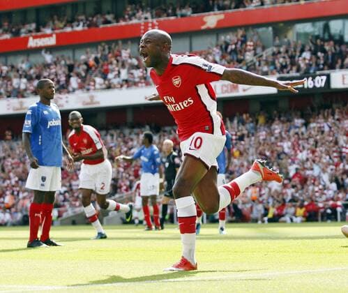 FC Arsenal London s William Gallas celebrates EDITORIAL USE ONLY. No use with unauthorised audio, video, data, fixture lists, club league logos or live services. Online in-match use limited to 120 images, no video emulation. No use in betting, games or single club league player publications. o0 Jubel, Freude